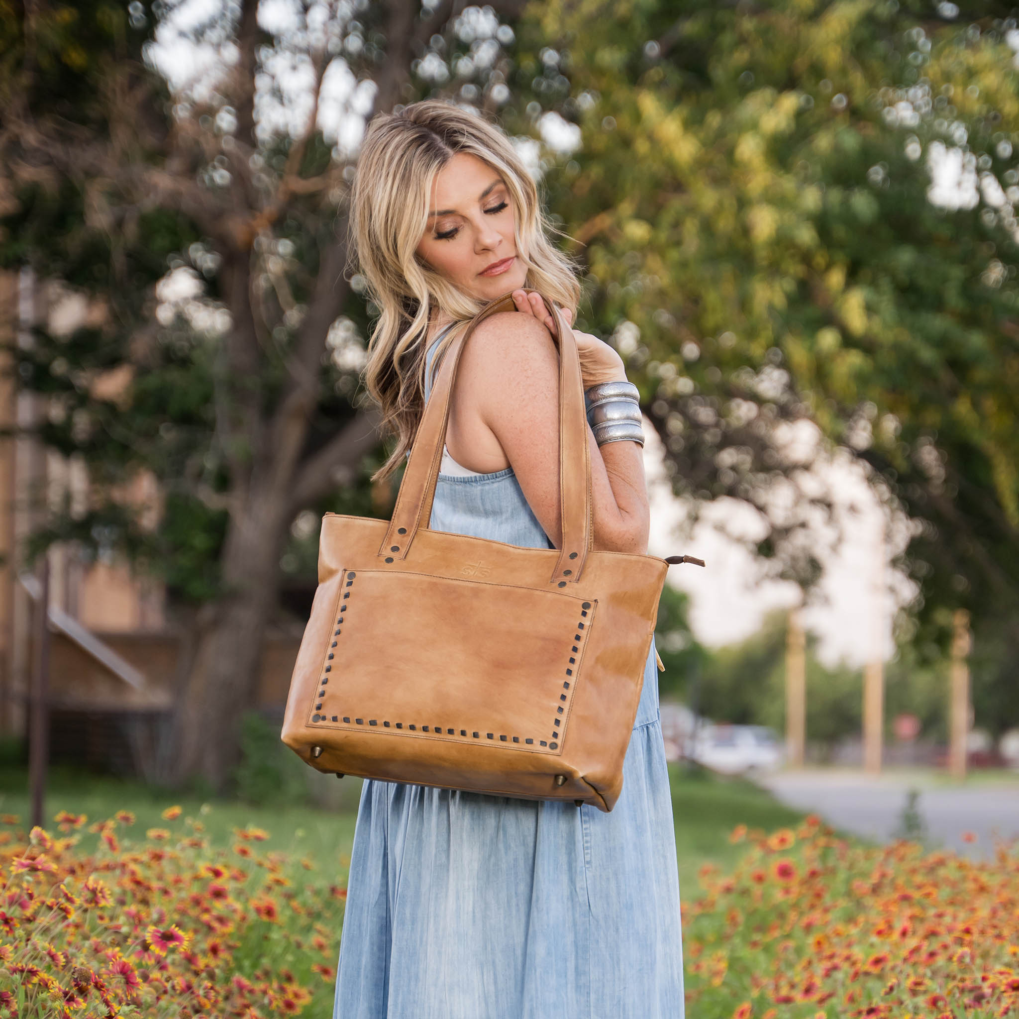 Bandera Tan Simple Tote – STS Ranchwear