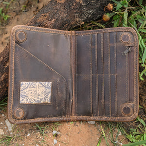 Chaynee Mountain Magnetic Wallet