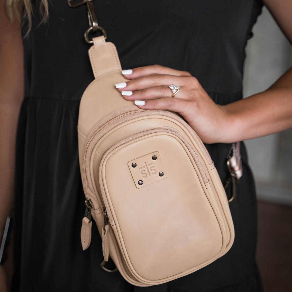 Basic Bliss Buckskin Sojourner Sling