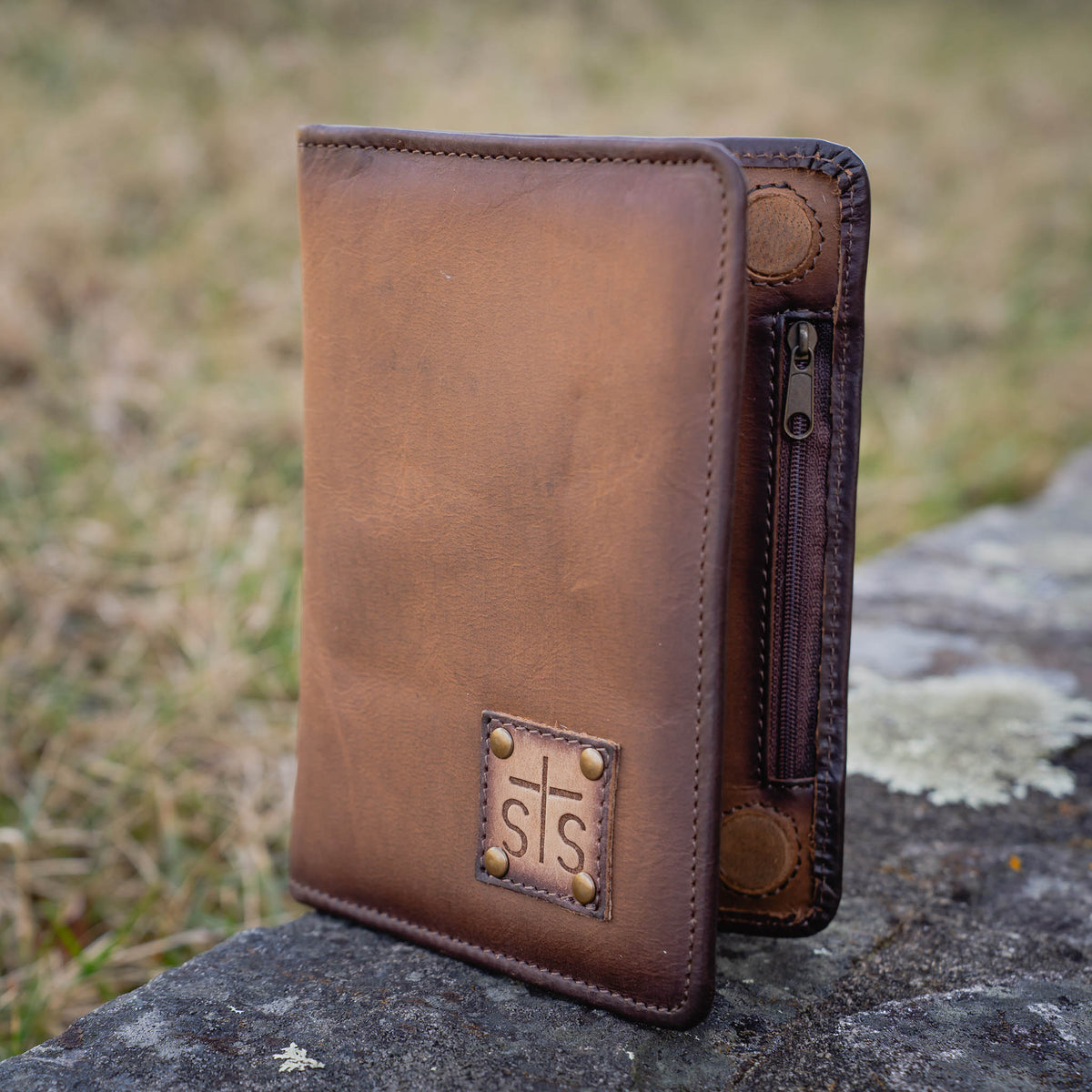 Baroness Magnetic Wallet
