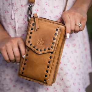 Bandera Tan Quickdraw Crossbody Wallet