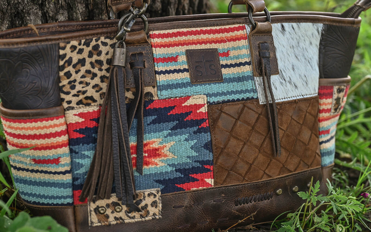 STS Ranchwear Chaynee Valley Serape Duffle Bag